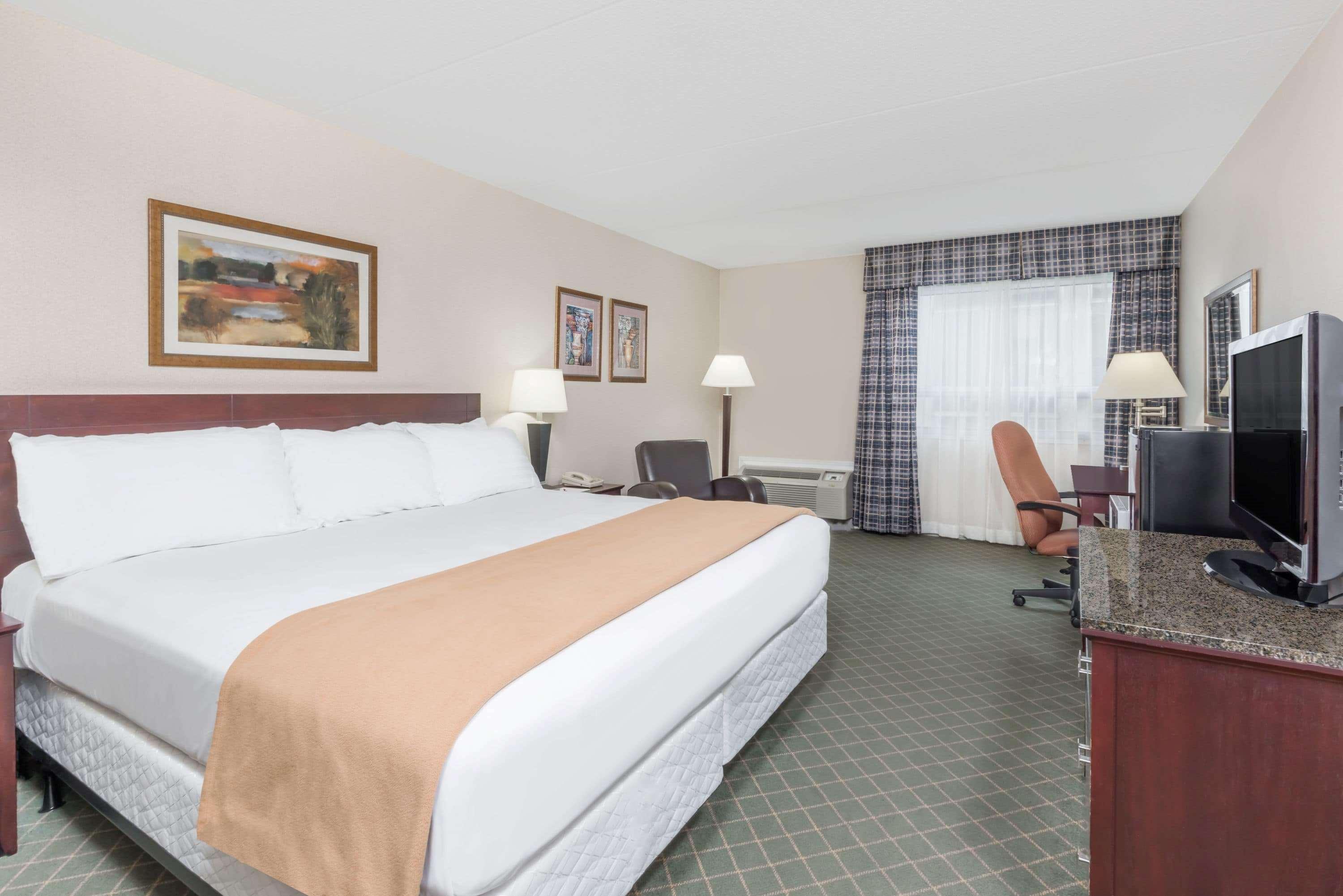 Hotel Ramada By Wyndham Londra Esterno foto