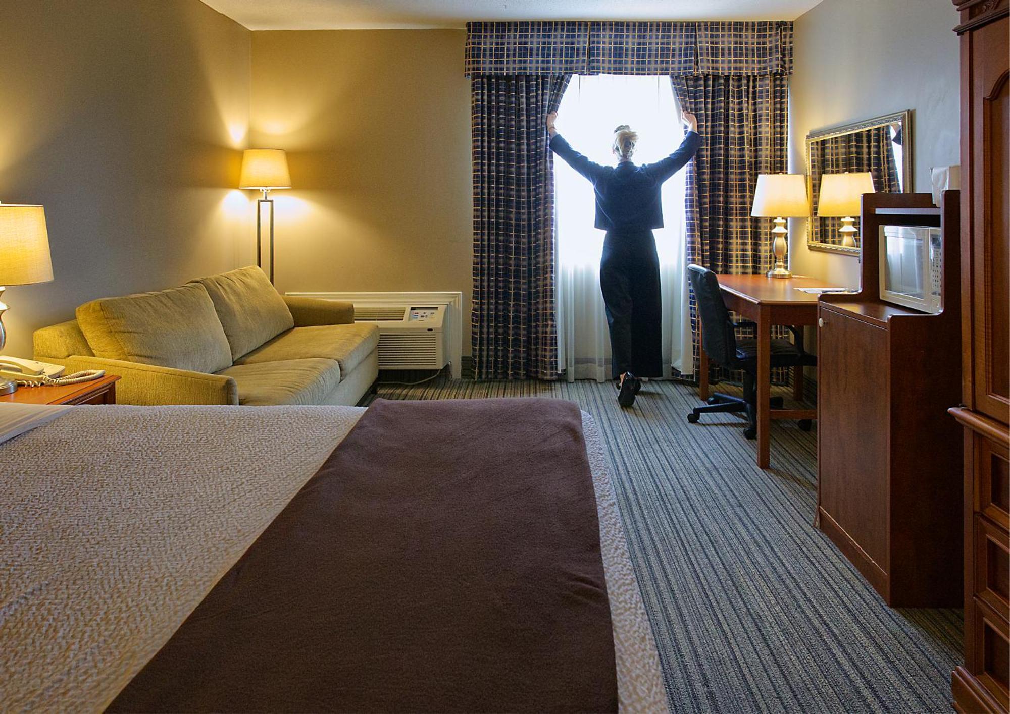 Hotel Ramada By Wyndham Londra Esterno foto
