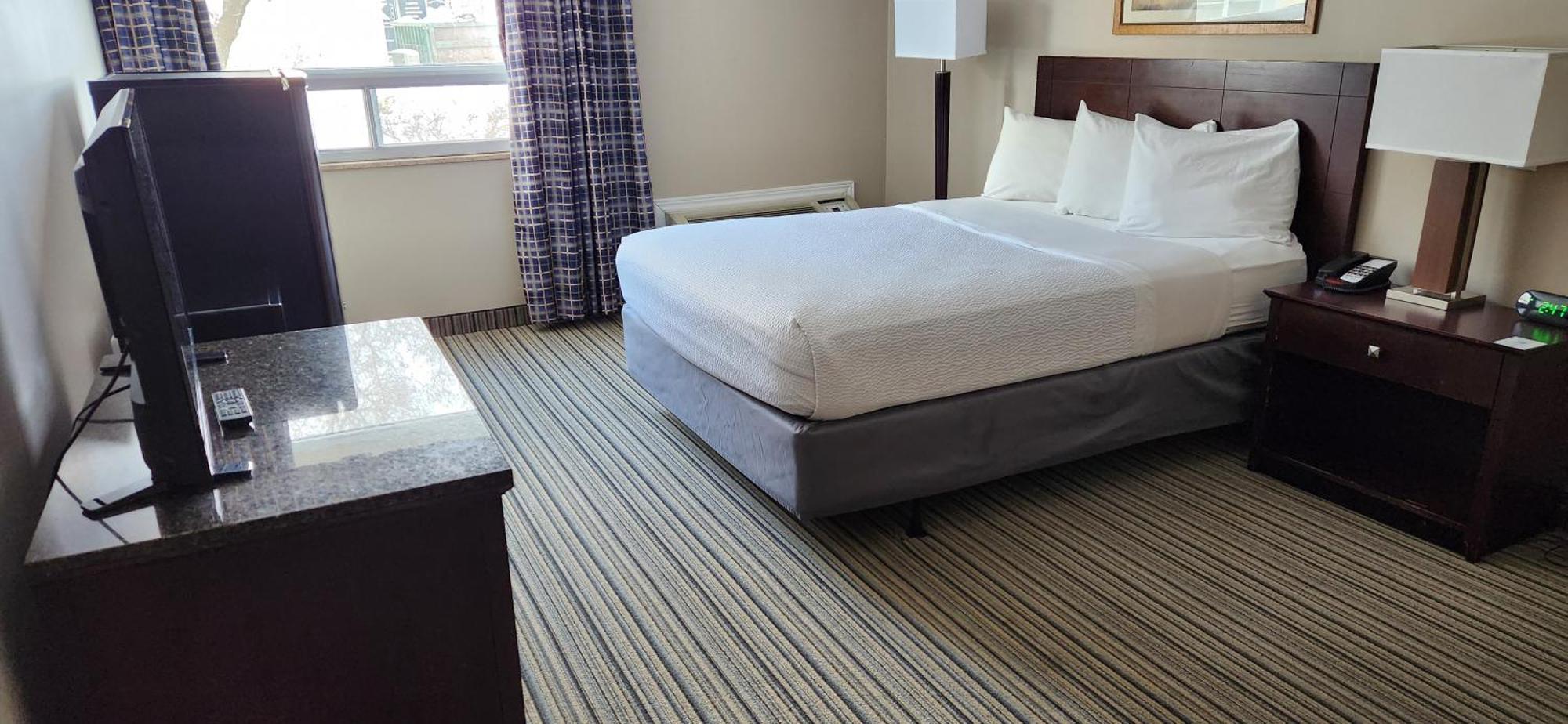 Hotel Ramada By Wyndham Londra Esterno foto